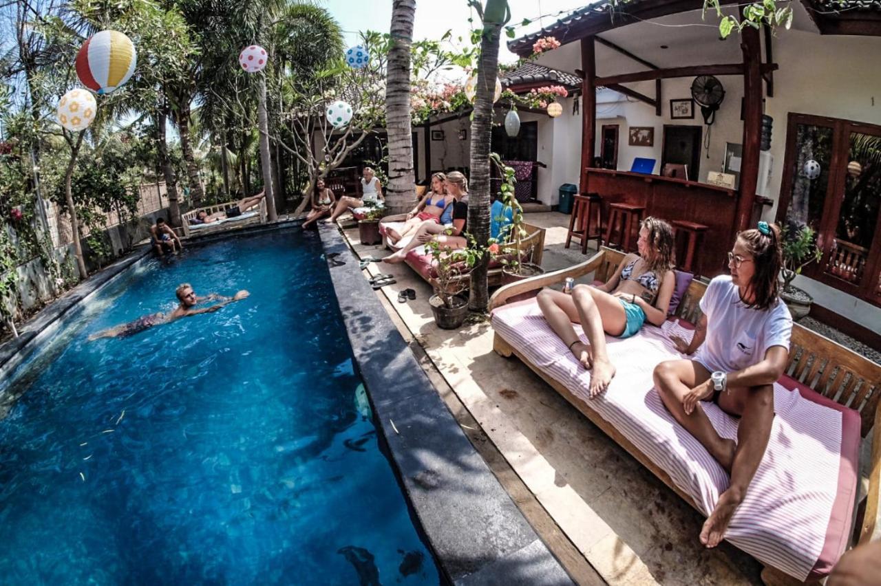 Aaliku Bungalows Gili Trawangan Buitenkant foto