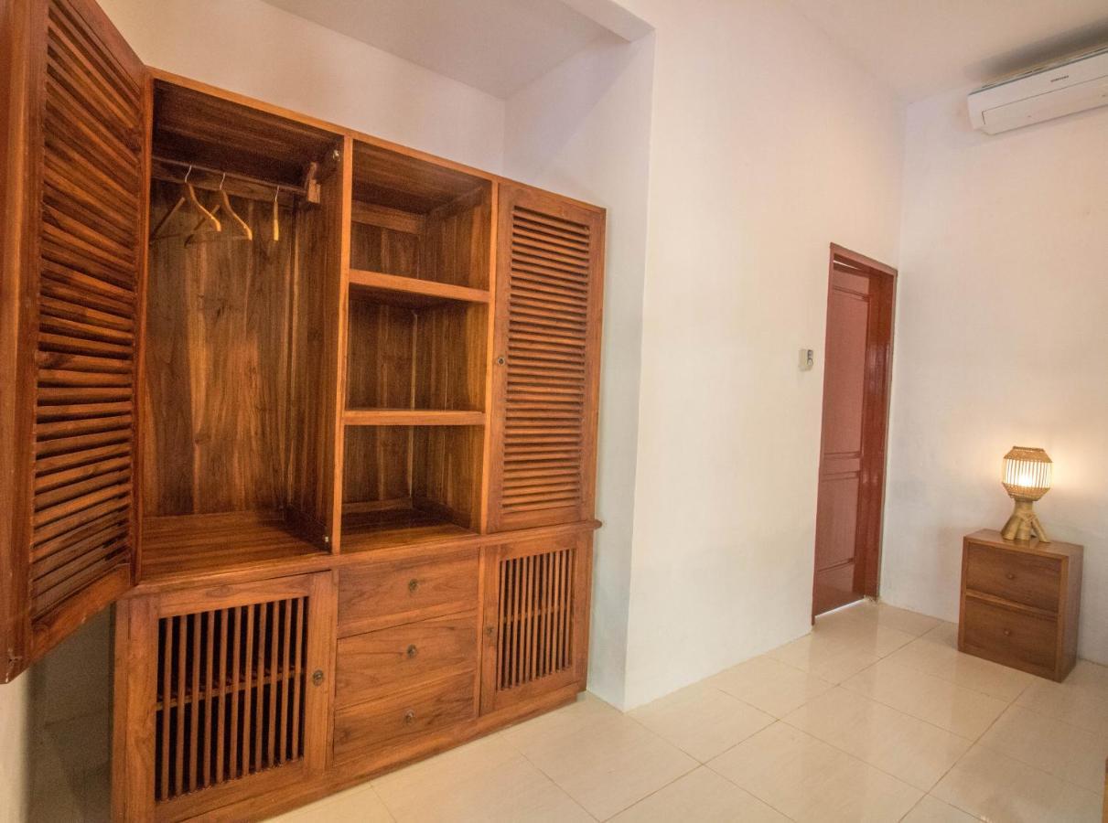 Aaliku Bungalows Gili Trawangan Buitenkant foto