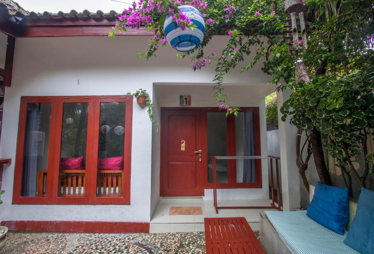 Aaliku Bungalows Gili Trawangan Buitenkant foto